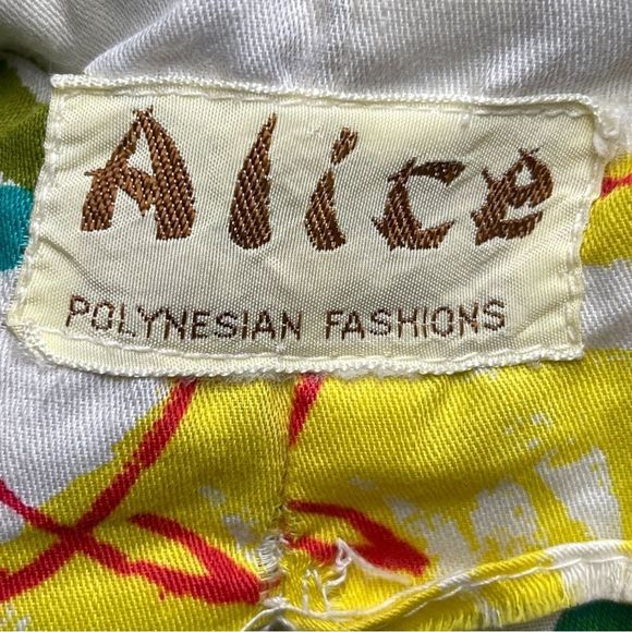 VINTAGE 60/70s Alice Polynesian Fashion Floral Knee Length Sheath Dress. - Picture 9 of 10